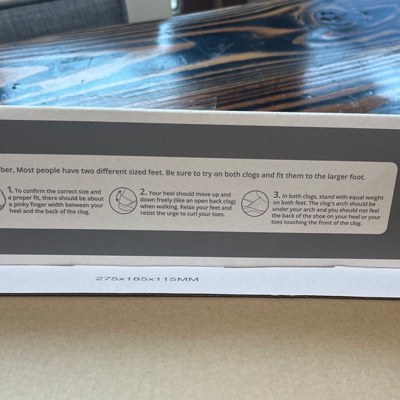 Dansko Black patent Leather shiny Clogs - Picture 7 of 8